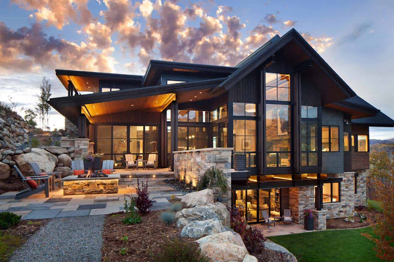 A Contemporary Mountain Home